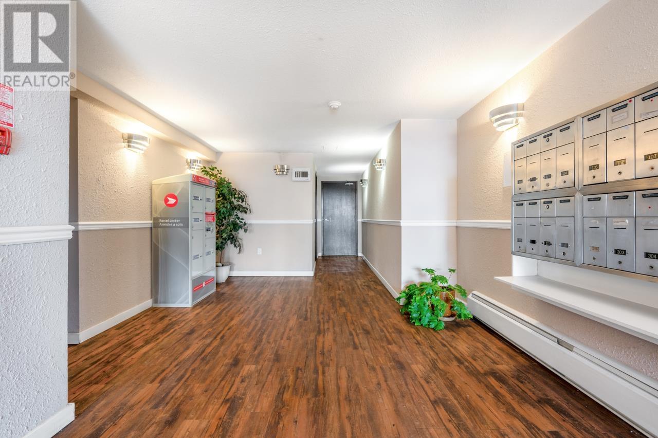 106 119 Agnes Street, New Westminster, British Columbia  V3L 1E4 - Photo 3 - R2973942