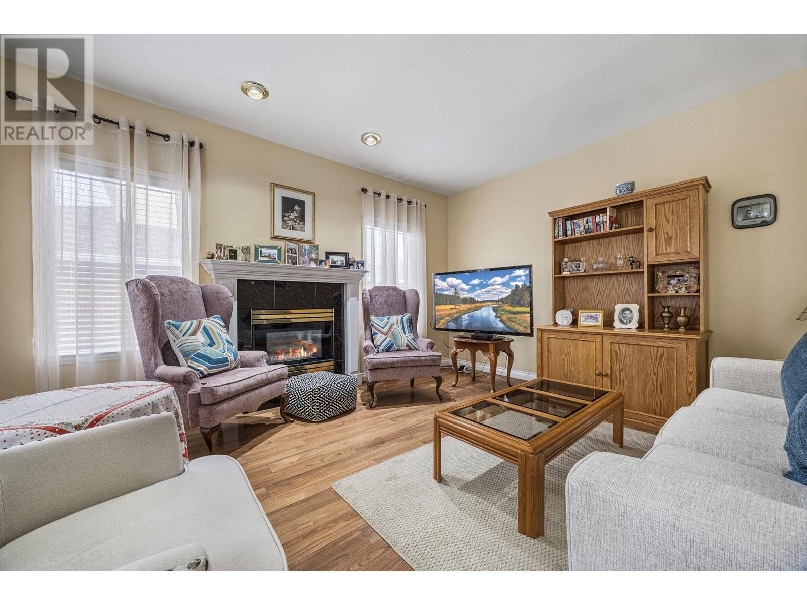 Property at 1614 Lindsay Drive image 5