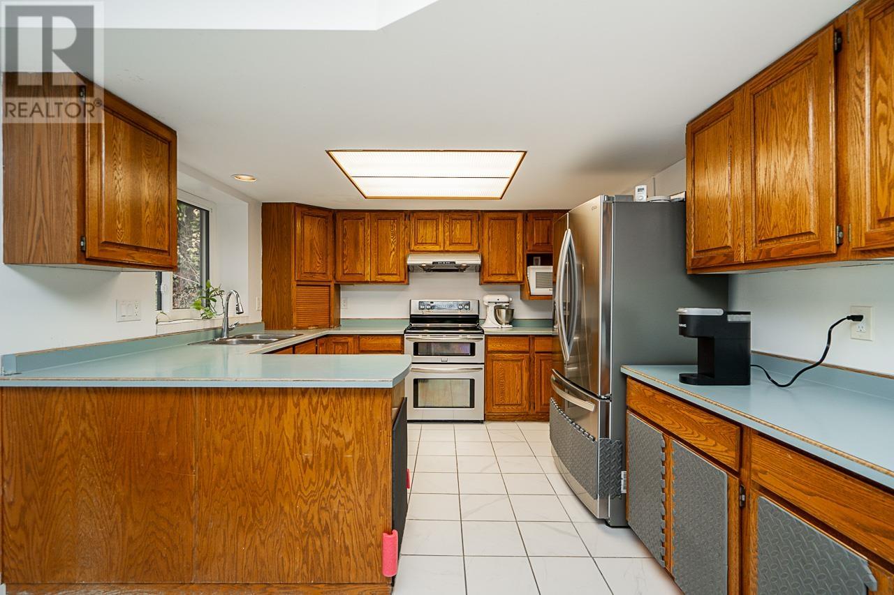 2767 Cultus Court, Coquitlam, British Columbia  V3C 5A8 - Photo 9 - R2968784