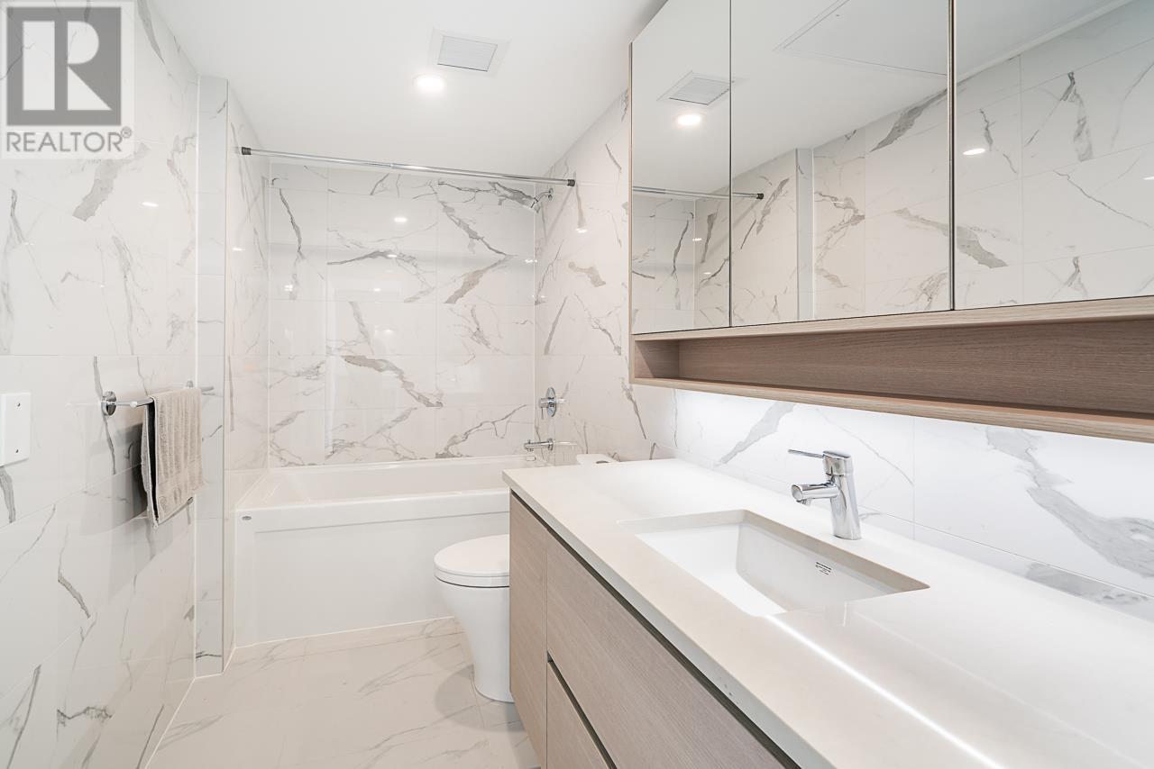 2403 823 Carnarvon Street, New Westminster, British Columbia  V3M 0N5 - Photo 10 - R2976045