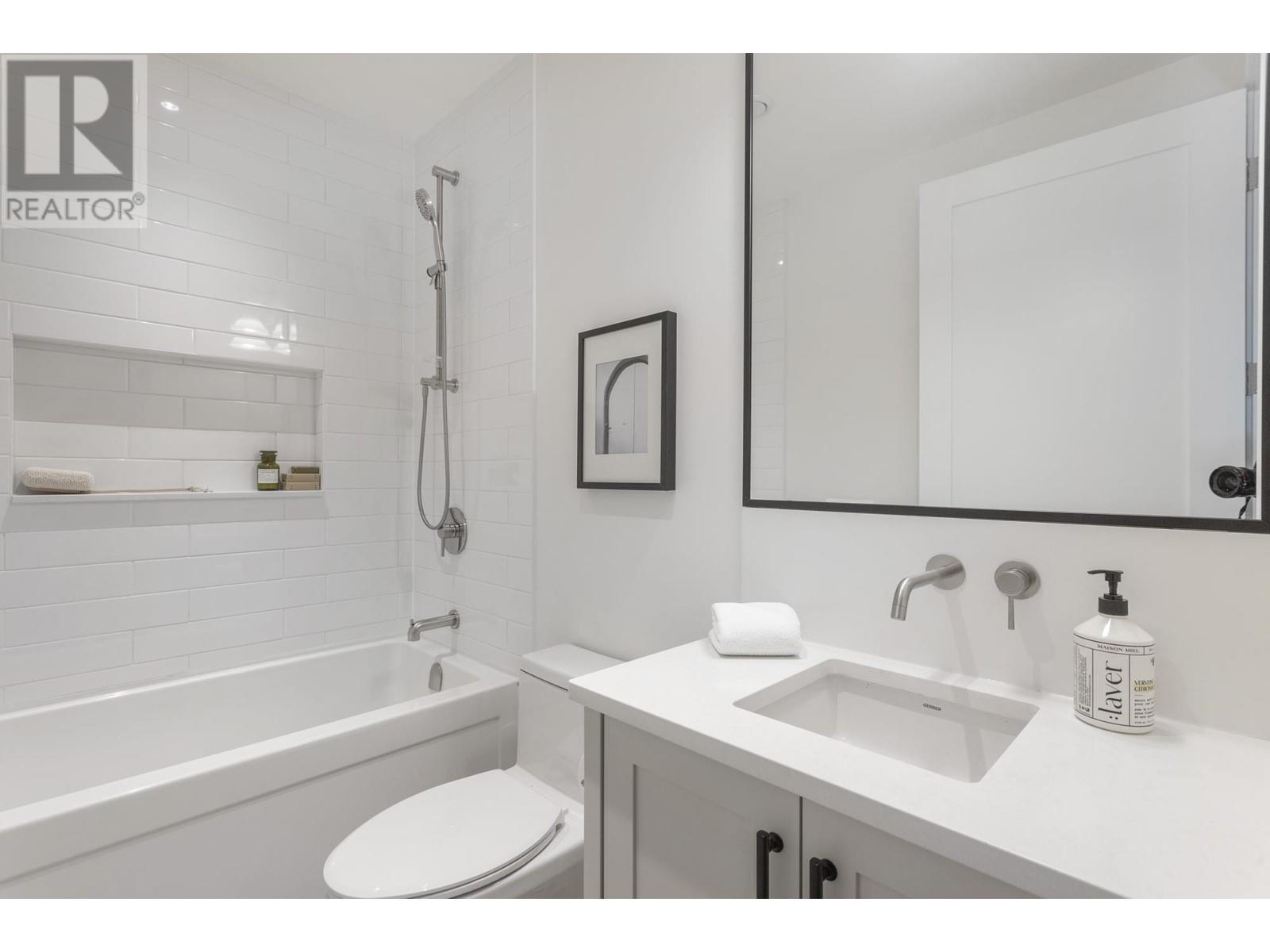 3304 Mayfair Avenue, Vancouver, British Columbia  V6N 0C5 - Photo 14 - R2976053