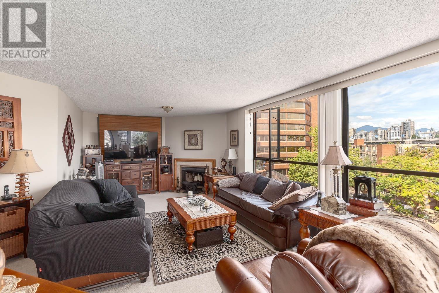 411 1450 Pennyfarthing Drive, Vancouver, British Columbia  V6J 4X8 - Photo 2 - R2976057