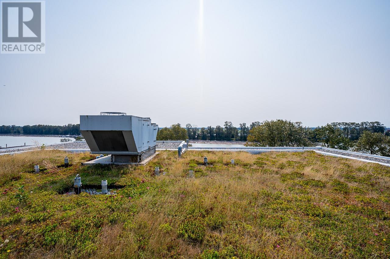 Listing Picture 28 of 40 : 101 3188 RIVERWALK AVENUE, Vancouver / 溫哥華 - 魯藝地產 Yvonne Lu Group - MLS Medallion Club Member