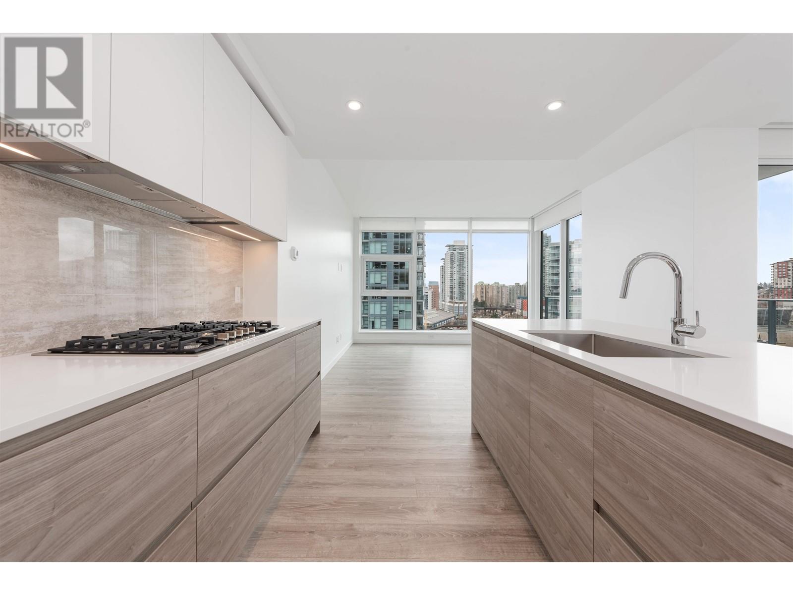 904 660 QUAYSIDE DRIVE, new westminster, British Columbia