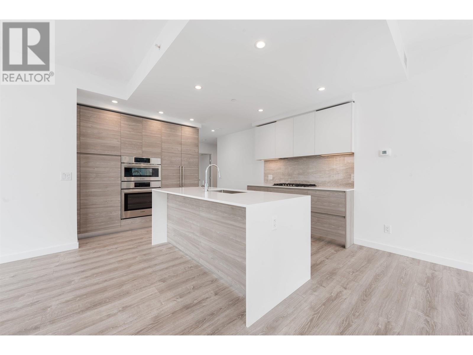 904 660 Quayside Drive, New Westminster, British Columbia  V3M 0P2 - Photo 3 - R2976076
