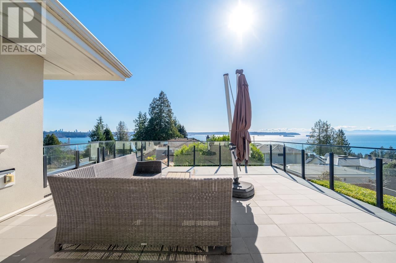 2616 Palmerston Avenue, West Vancouver, British Columbia  V7V 2W6 - Photo 32 - R2976067