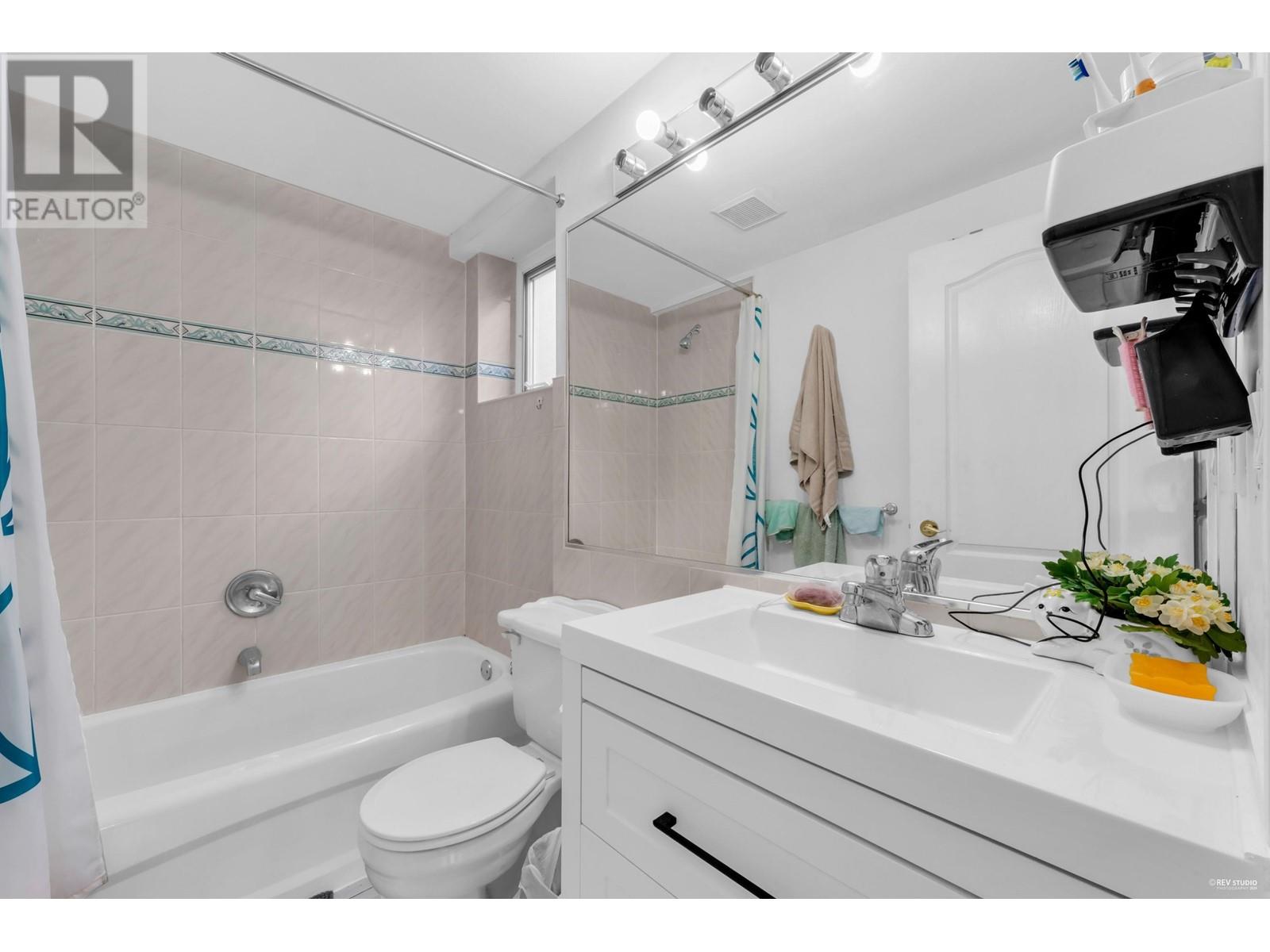 1775 Sherlock Avenue, Burnaby, British Columbia  V5A 2M9 - Photo 35 - R2976095