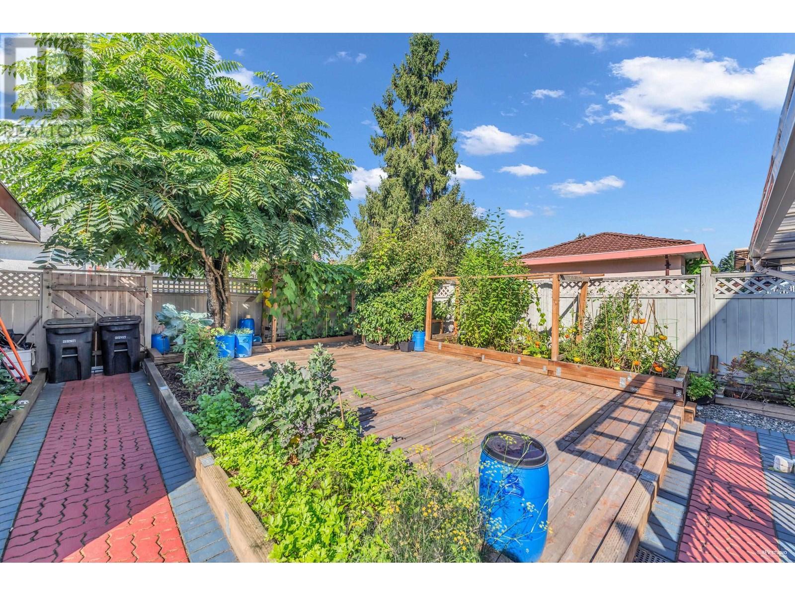 1775 Sherlock Avenue, Burnaby, British Columbia  V5A 2M9 - Photo 38 - R2976095