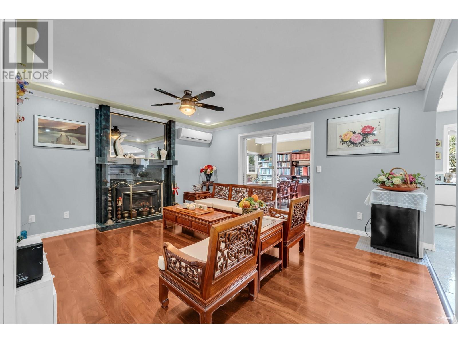 1775 Sherlock Avenue, Burnaby, British Columbia  V5A 2M9 - Photo 8 - R2976095