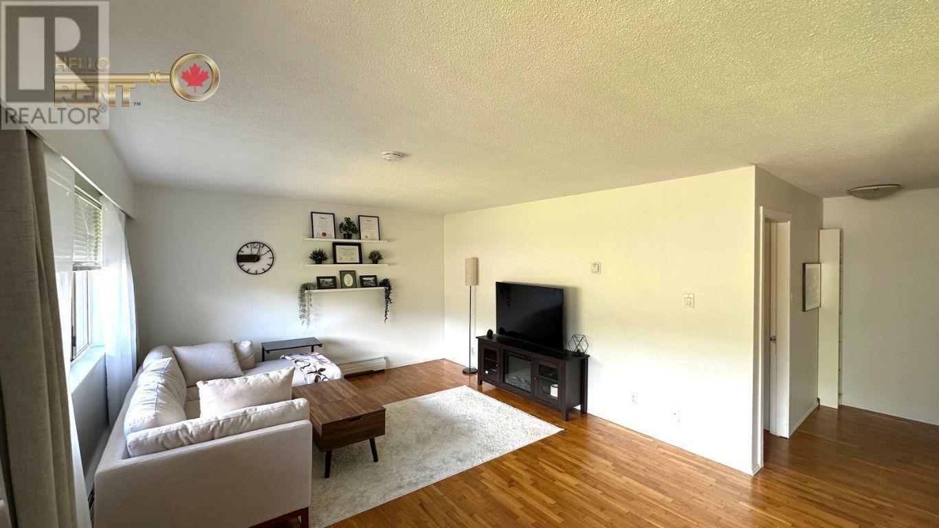 504 555 W 28th Street, North Vancouver, British Columbia  V7N 2J6 - Photo 7 - R2976096