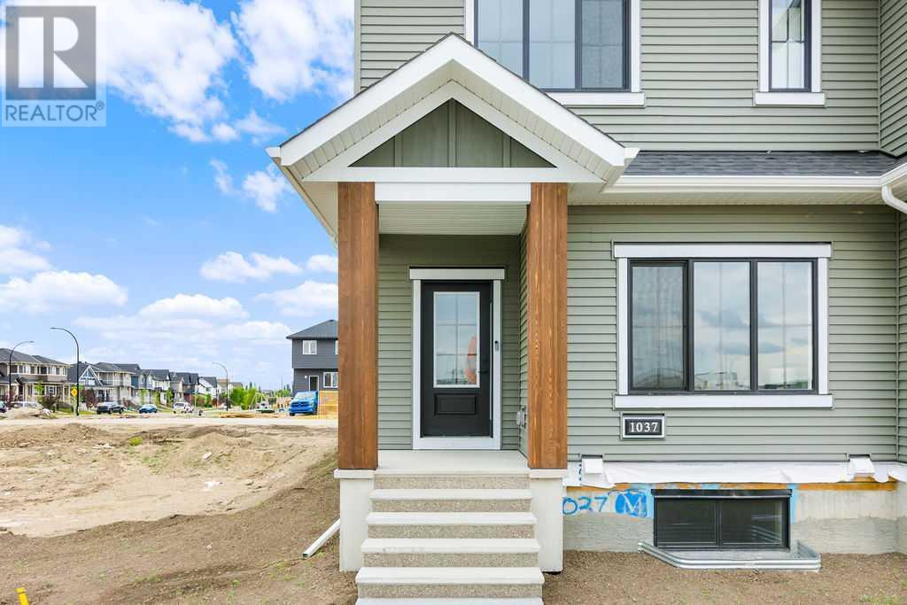 Property at 1037 Reynolds Crescent SW image 3