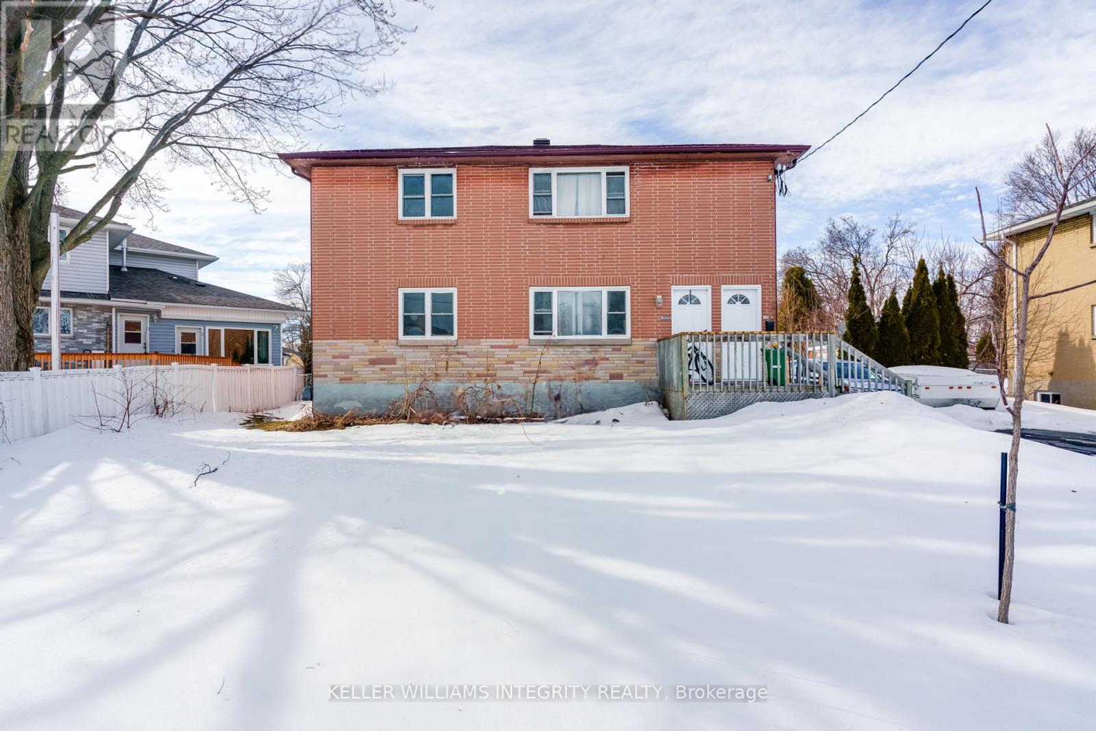 1204-1206 Caswell Crescent N, Cornwall, Ontario  K6J 4V6 - Photo 1 - X12011602