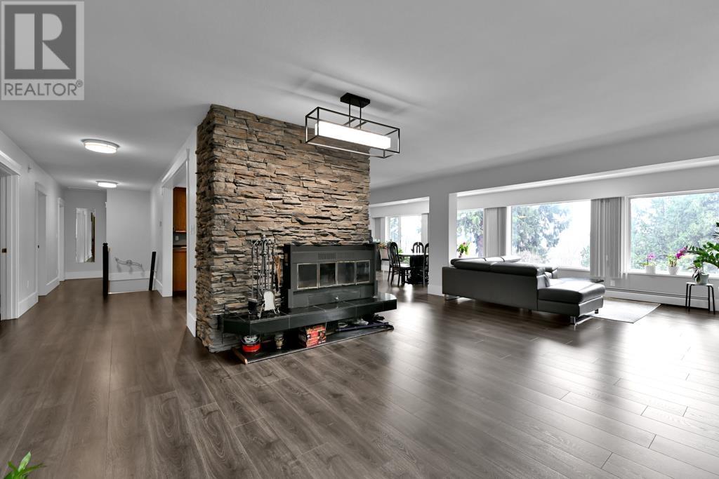 26161 Lougheed Highway, Maple Ridge, British Columbia  V2W 1M3 - Photo 16 - R2975299
