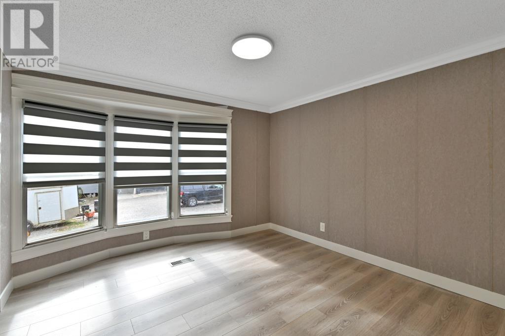 26161 Lougheed Highway, Maple Ridge, British Columbia  V2W 1M3 - Photo 32 - R2975299
