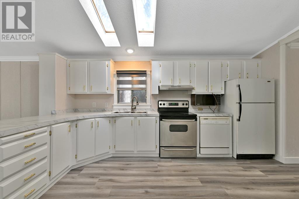 26161 Lougheed Highway, Maple Ridge, British Columbia  V2W 1M3 - Photo 30 - R2975299