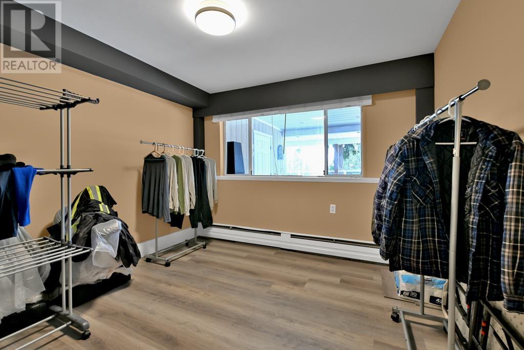 26161 Lougheed Highway, Maple Ridge, British Columbia  V2W 1M3 - Photo 23 - R2975299