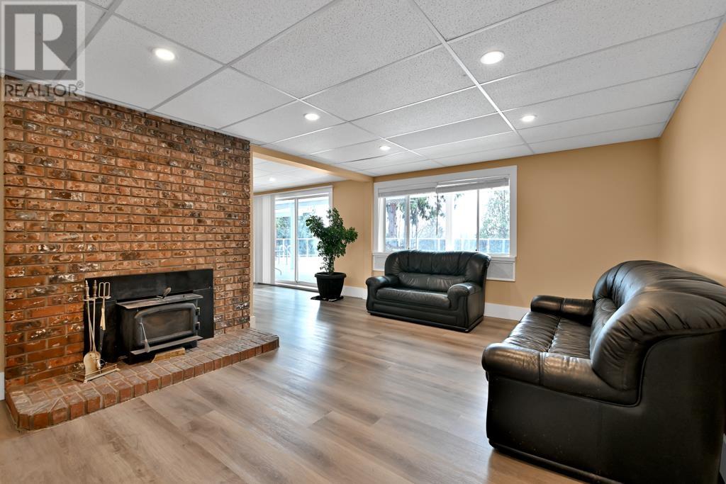 26161 Lougheed Highway, Maple Ridge, British Columbia  V2W 1M3 - Photo 21 - R2975299