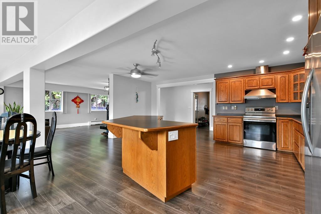 26161 Lougheed Highway, Maple Ridge, British Columbia  V2W 1M3 - Photo 9 - R2975299
