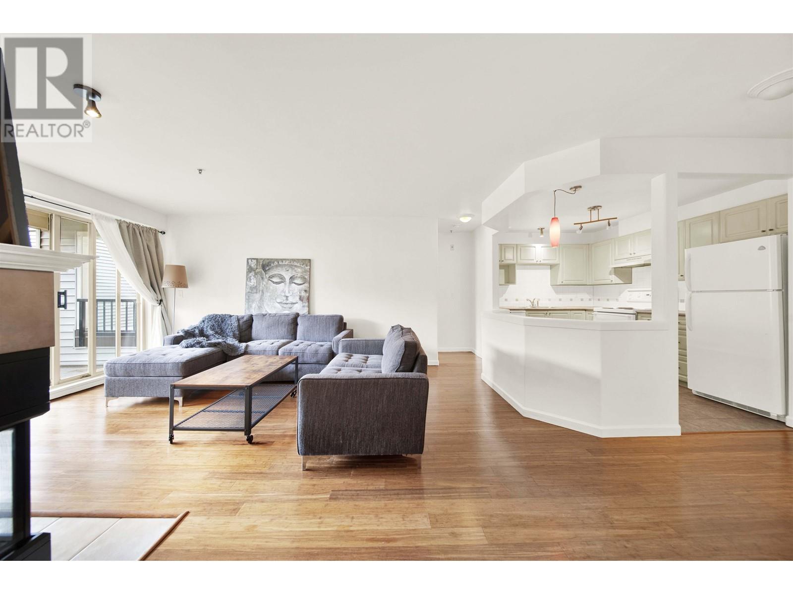 409 215 Twelfth Street, New Westminster, British Columbia  V3M 4H4 - Photo 1 - R2975427