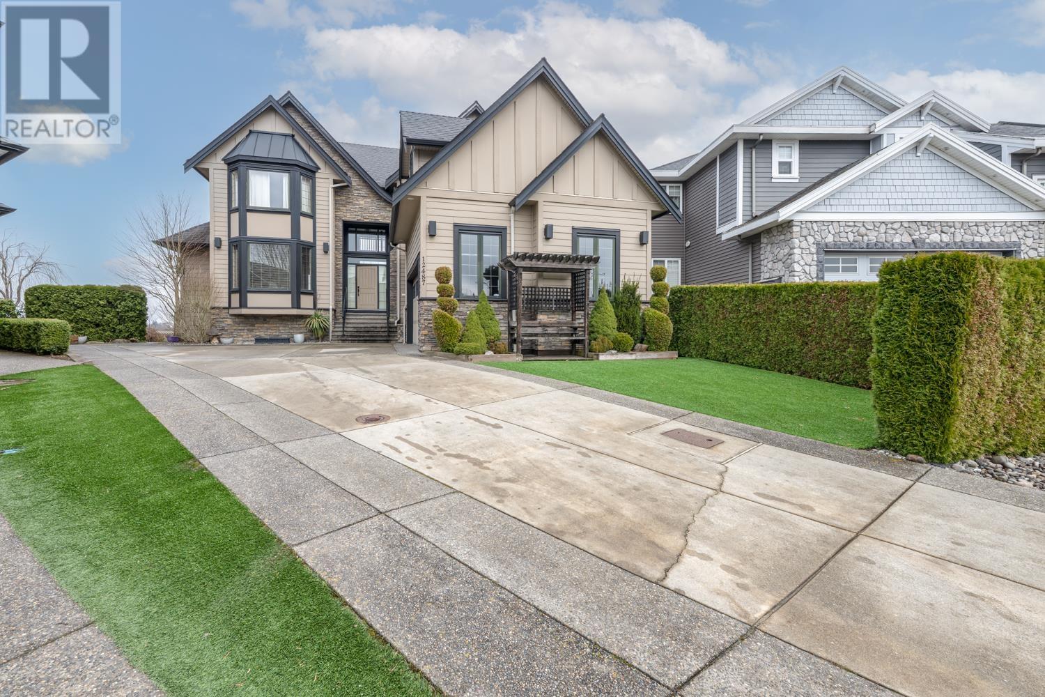 Property at 12487 DEVENPORT DRIVE image 2