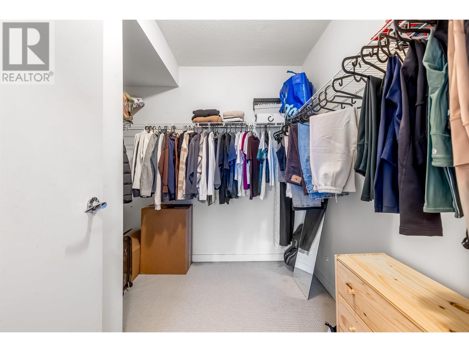 Listing Picture 8 of 20 : 2702 1188 W PENDER STREET, Vancouver / 溫哥華 - 魯藝地產 Yvonne Lu Group - MLS Medallion Club Member