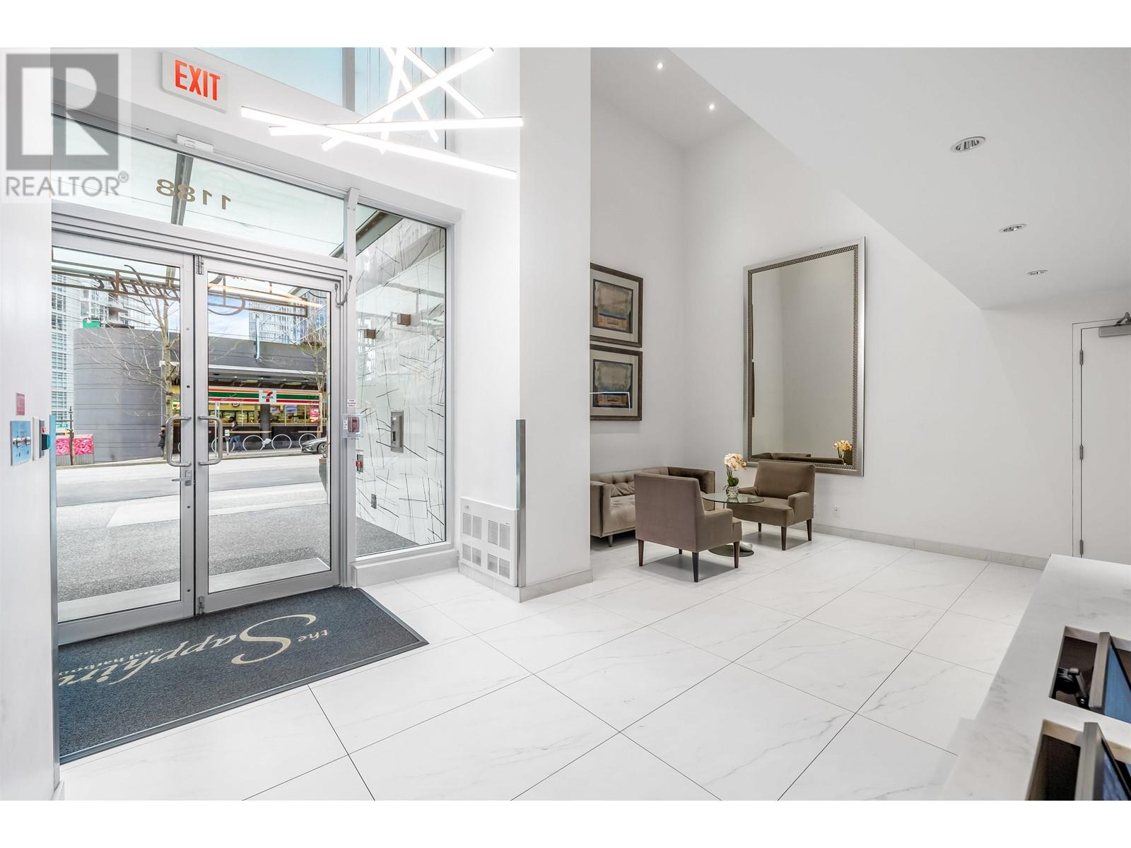 Listing Picture 17 of 20 : 2702 1188 W PENDER STREET, Vancouver / 溫哥華 - 魯藝地產 Yvonne Lu Group - MLS Medallion Club Member