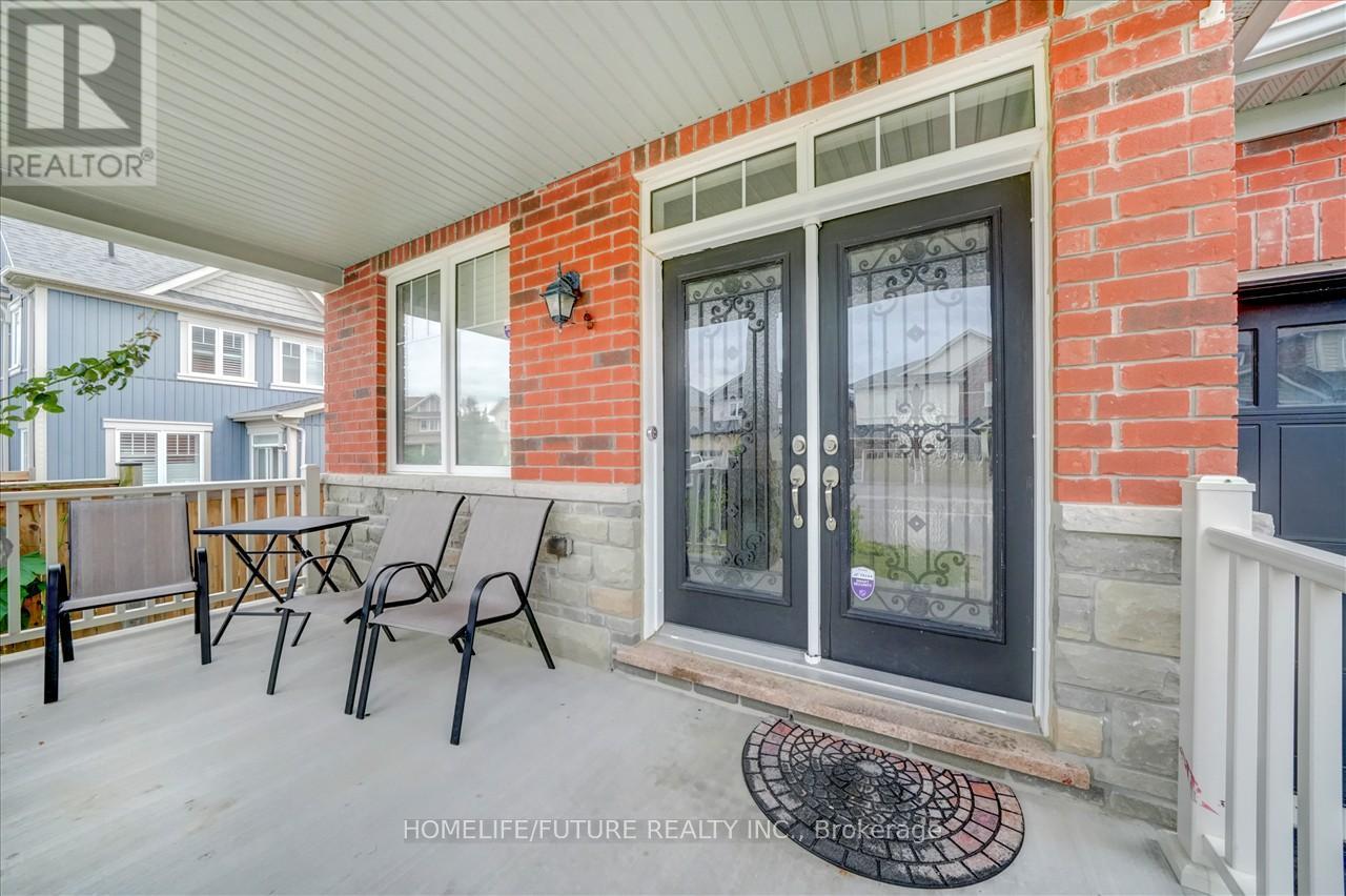Property at 210 BLACKWELL CRESCENT image 2