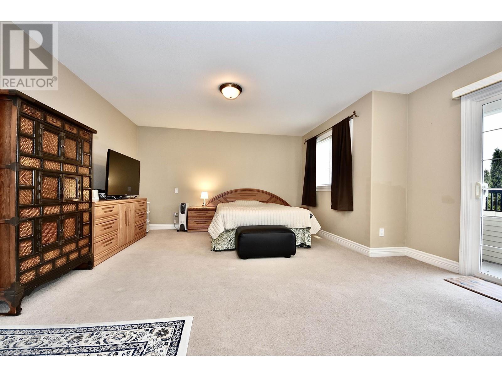 3035 Maplewood Court, Coquitlam, British Columbia  V3E 3P3 - Photo 17 - R2975440