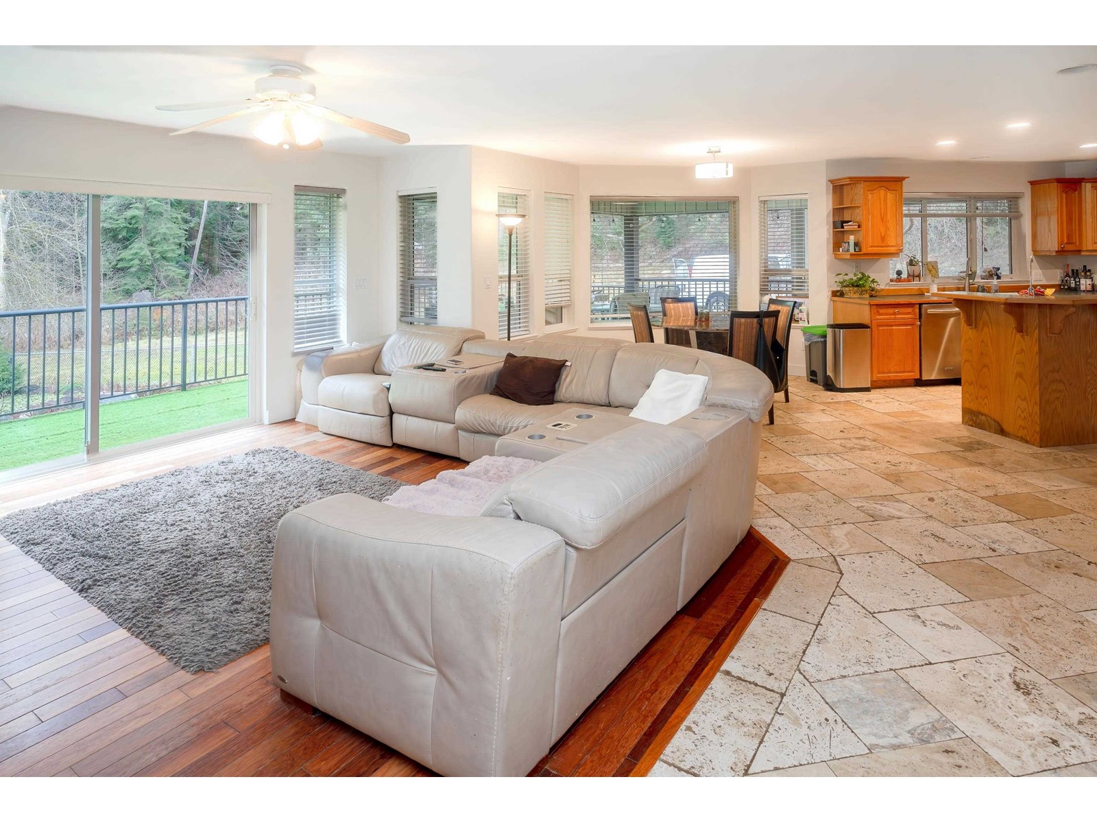 12236 Powell Street, Mission, British Columbia  V4S 1C1 - Photo 15 - R2976026