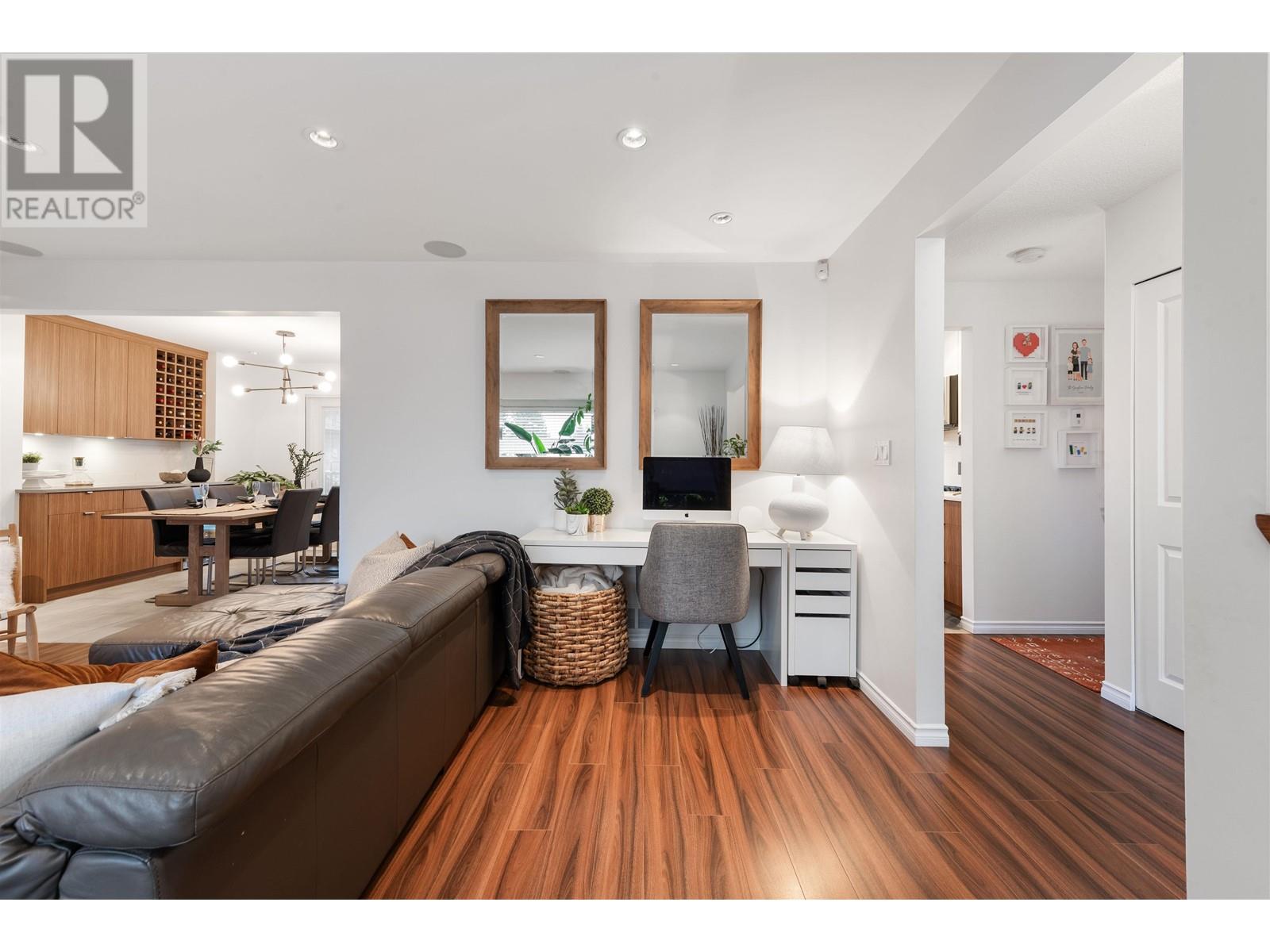 7153 Paulus Court, Burnaby, British Columbia  V5A 1N1 - Photo 4 - R2975874