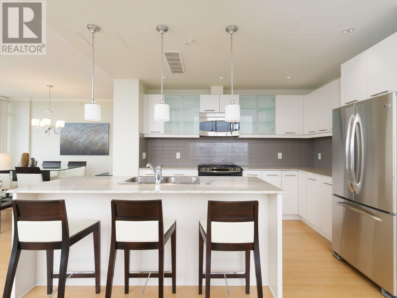 Listing Picture 7 of 26 : 1803 3333 CORVETTE WAY, Richmond / 烈治文 - 魯藝地產 Yvonne Lu Group - MLS Medallion Club Member