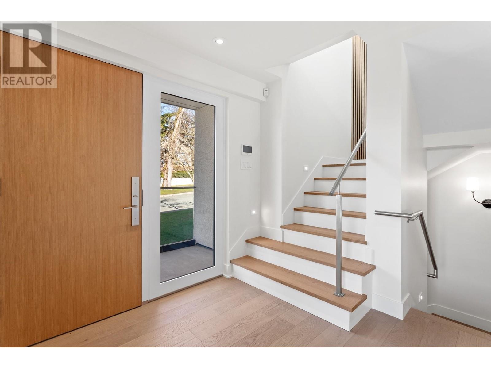 3306 Mayfair Avenue, Vancouver, British Columbia  V6N 0C5 - Photo 3 - R2976094