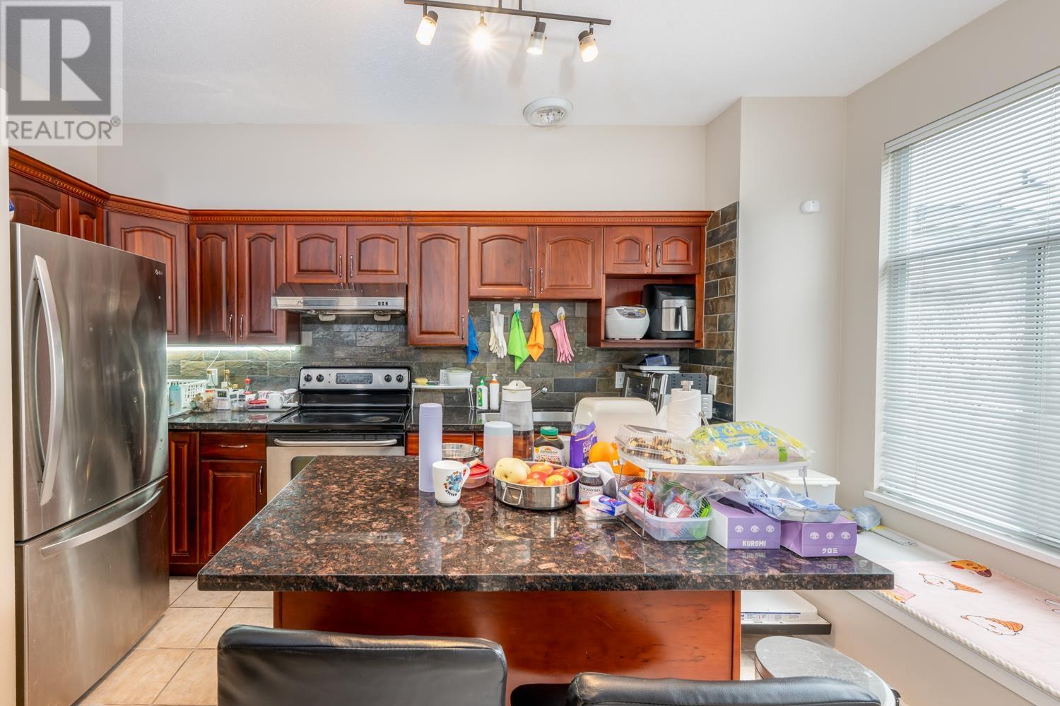 Listing Picture 6 of 25 : 78 6588 BARNARD DRIVE, Richmond / 烈治文 - 魯藝地產 Yvonne Lu Group - MLS Medallion Club Member