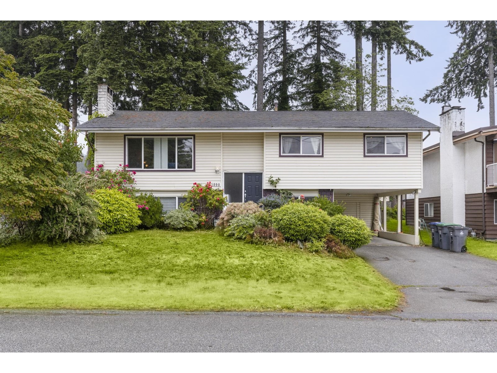 Property at 5898 124 STREET image 1