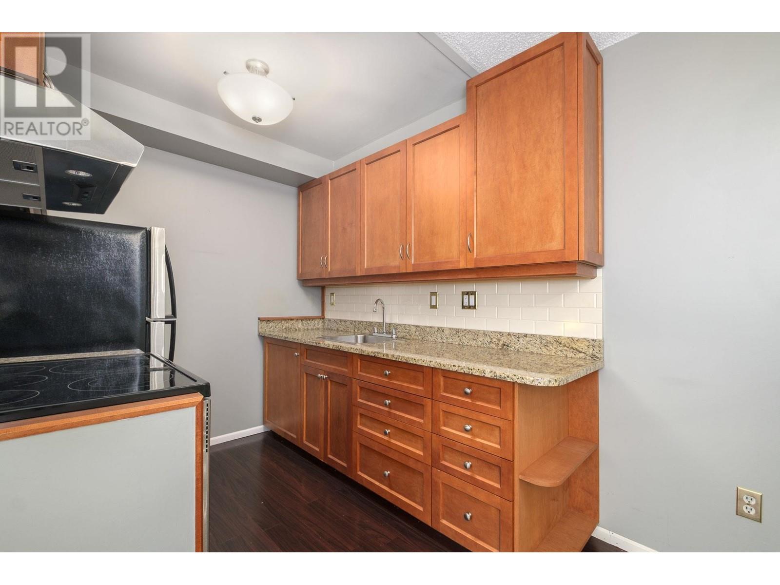 106 1450 Laburnum Street, Vancouver, British Columbia  V6J 3W3 - Photo 5 - R2976028