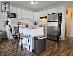 441 4TH Avenue Invermere