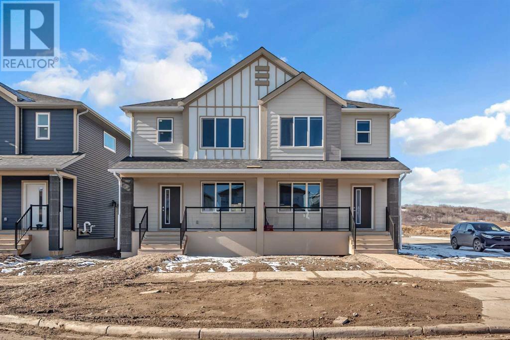 Property at 619 Wolf Willow Drive SE image 3