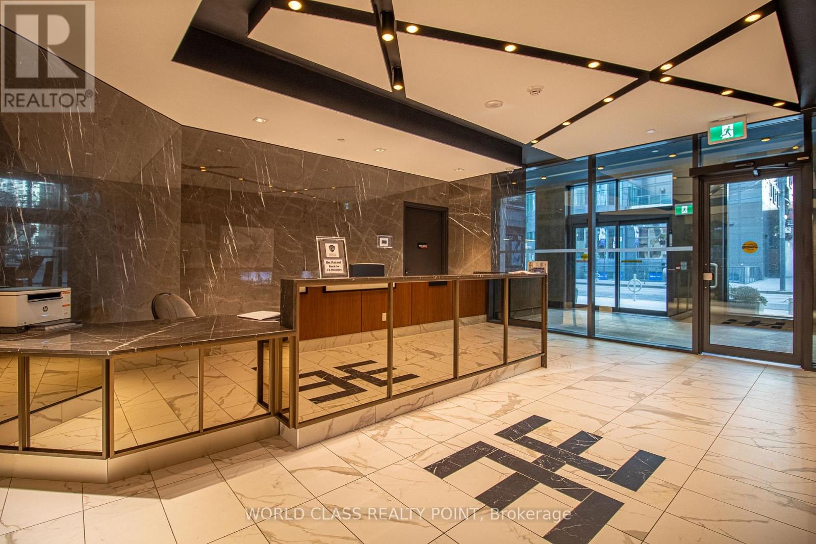 2904 - 327 King Street W, Toronto, Ontario  M5V 0W7 - Photo 15 - C12011705