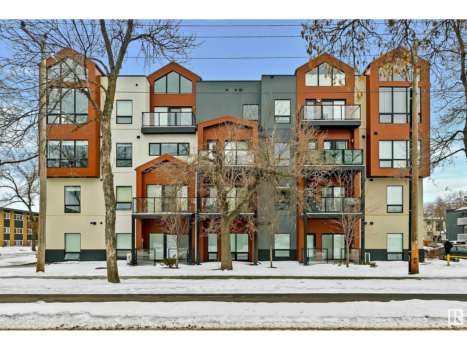#204 10006 83 Av Nw, Edmonton, Alberta  T6E 2C2 - Photo 2 - E4425007