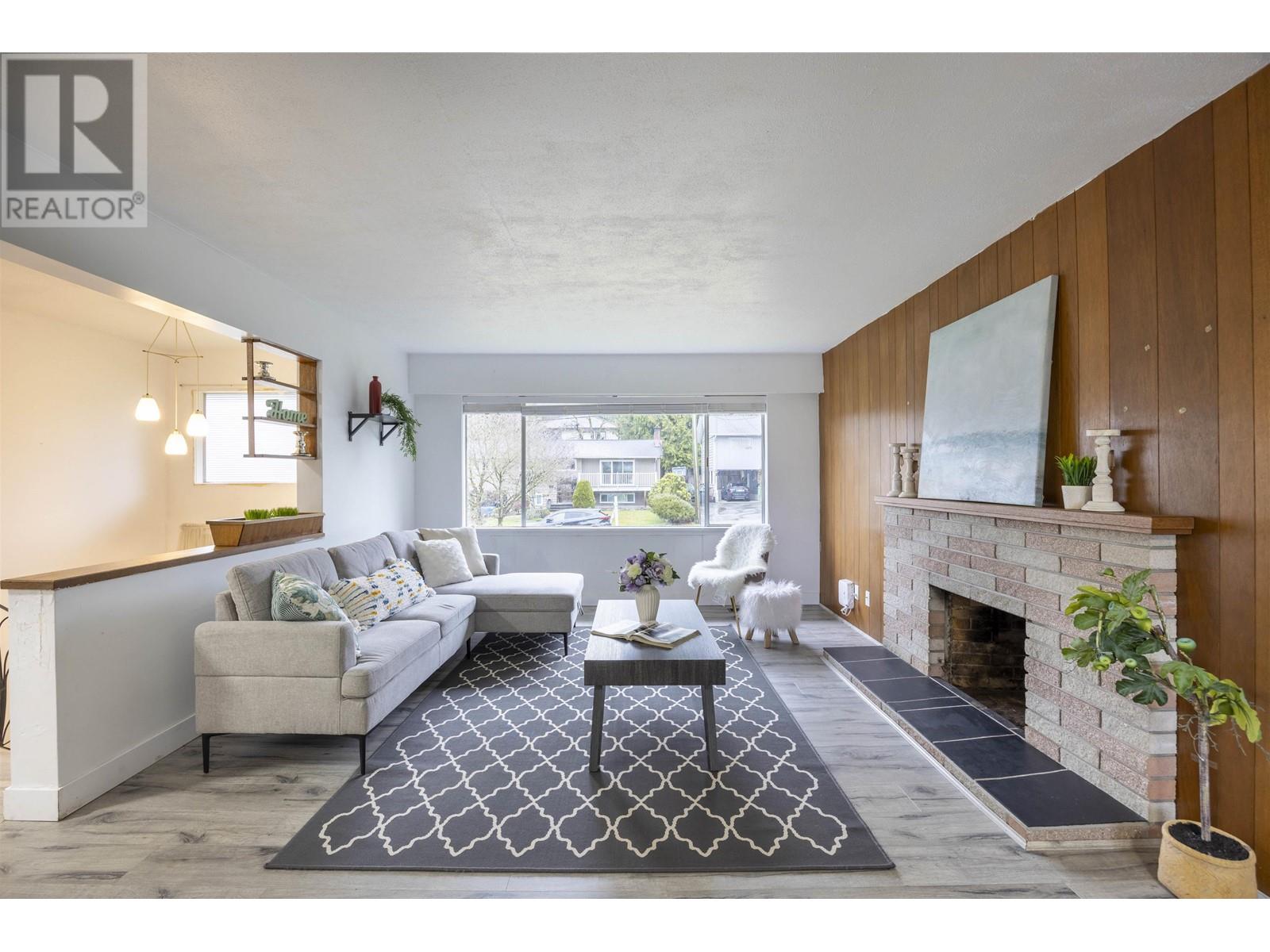 2418 Warrenton Avenue, Coquitlam, British Columbia  V3K 3M5 - Photo 4 - R2972949