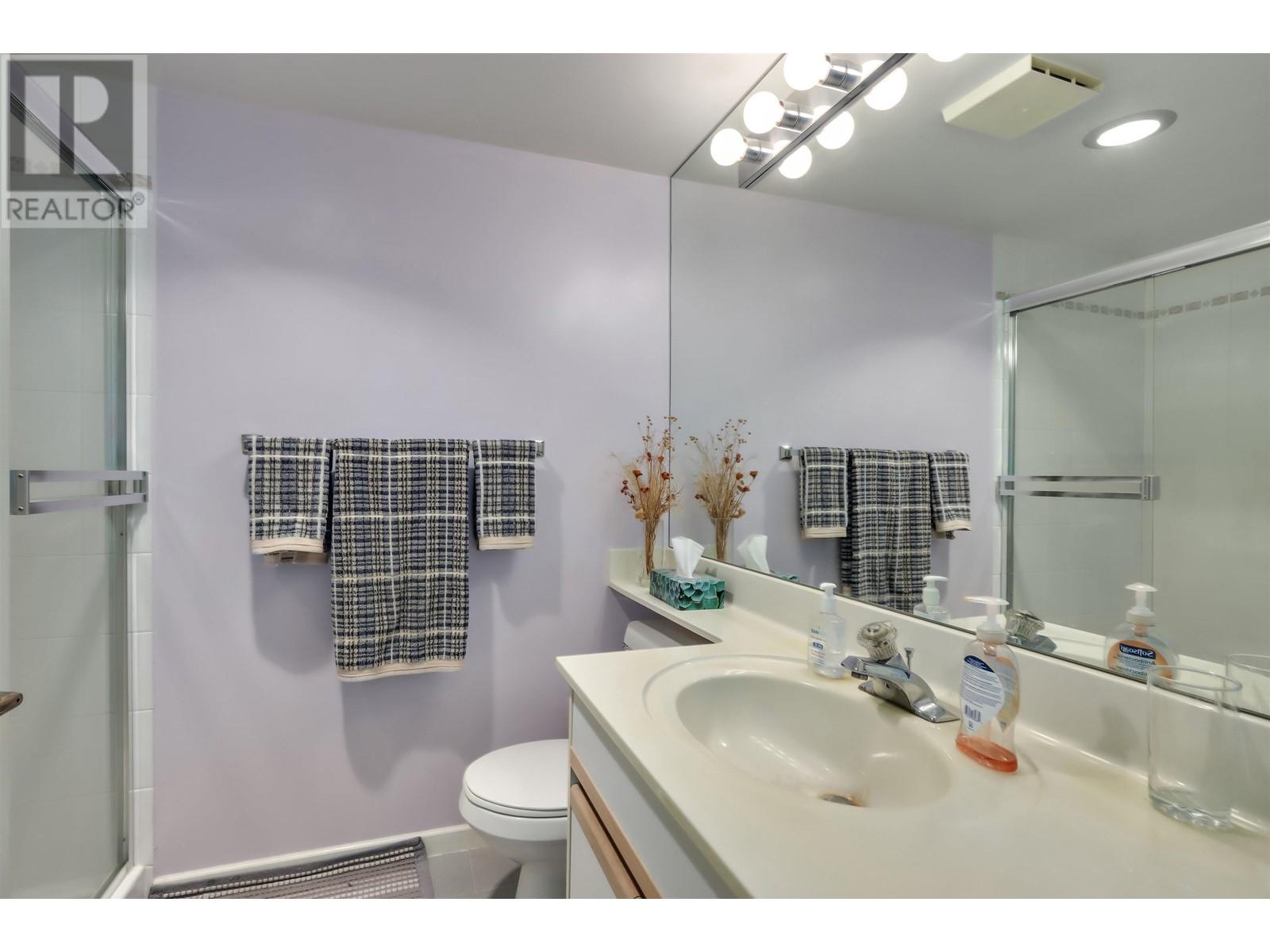 Listing Picture 15 of 24 : 1010 7288 ACORN AVENUE, Burnaby / 本拿比 - 魯藝地產 Yvonne Lu Group - MLS Medallion Club Member