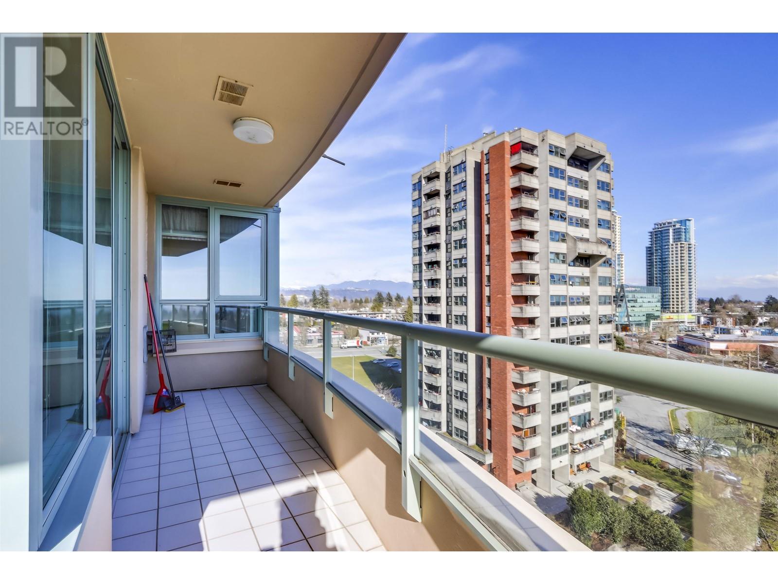 Listing Picture 18 of 24 : 1010 7288 ACORN AVENUE, Burnaby / 本拿比 - 魯藝地產 Yvonne Lu Group - MLS Medallion Club Member