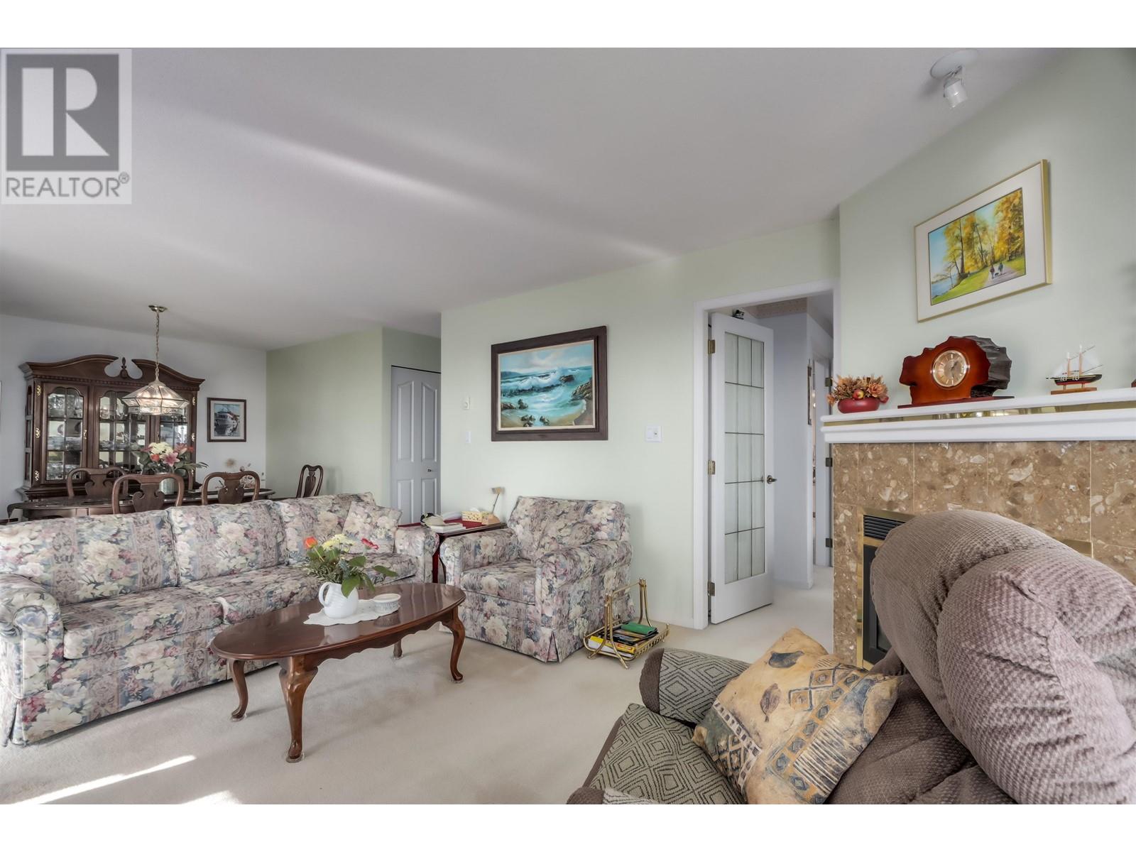 Listing Picture 5 of 24 : 1010 7288 ACORN AVENUE, Burnaby / 本拿比 - 魯藝地產 Yvonne Lu Group - MLS Medallion Club Member