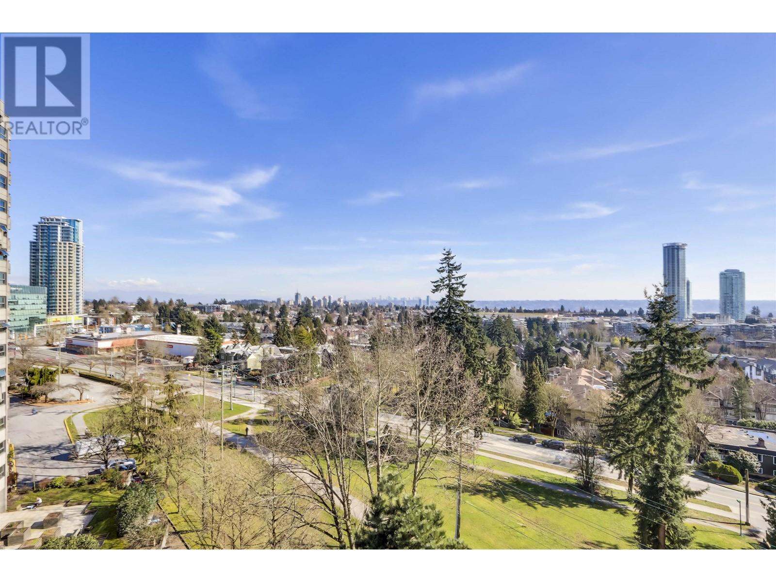 Listing Picture 2 of 24 : 1010 7288 ACORN AVENUE, Burnaby / 本拿比 - 魯藝地產 Yvonne Lu Group - MLS Medallion Club Member