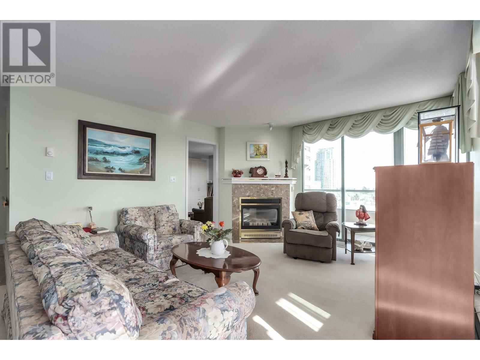 Listing Picture 4 of 24 : 1010 7288 ACORN AVENUE, Burnaby / 本拿比 - 魯藝地產 Yvonne Lu Group - MLS Medallion Club Member