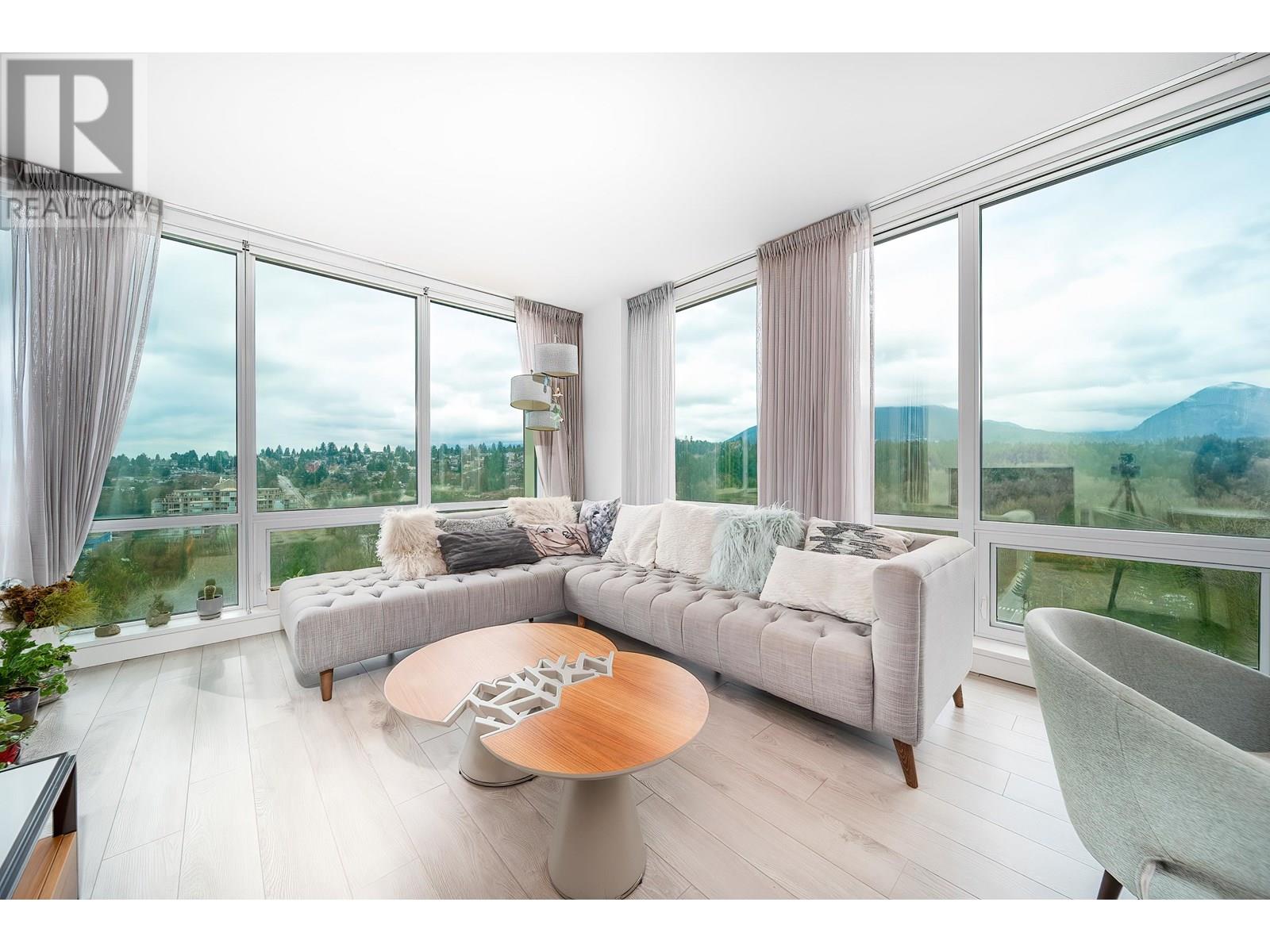 2007 680 SEYLYNN CRES, north vancouver, British Columbia