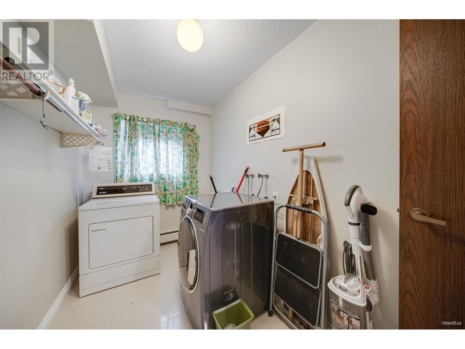 8241 Brynlor Drive, Burnaby, British Columbia  V5E 4E2 - Photo 27 - R2976099