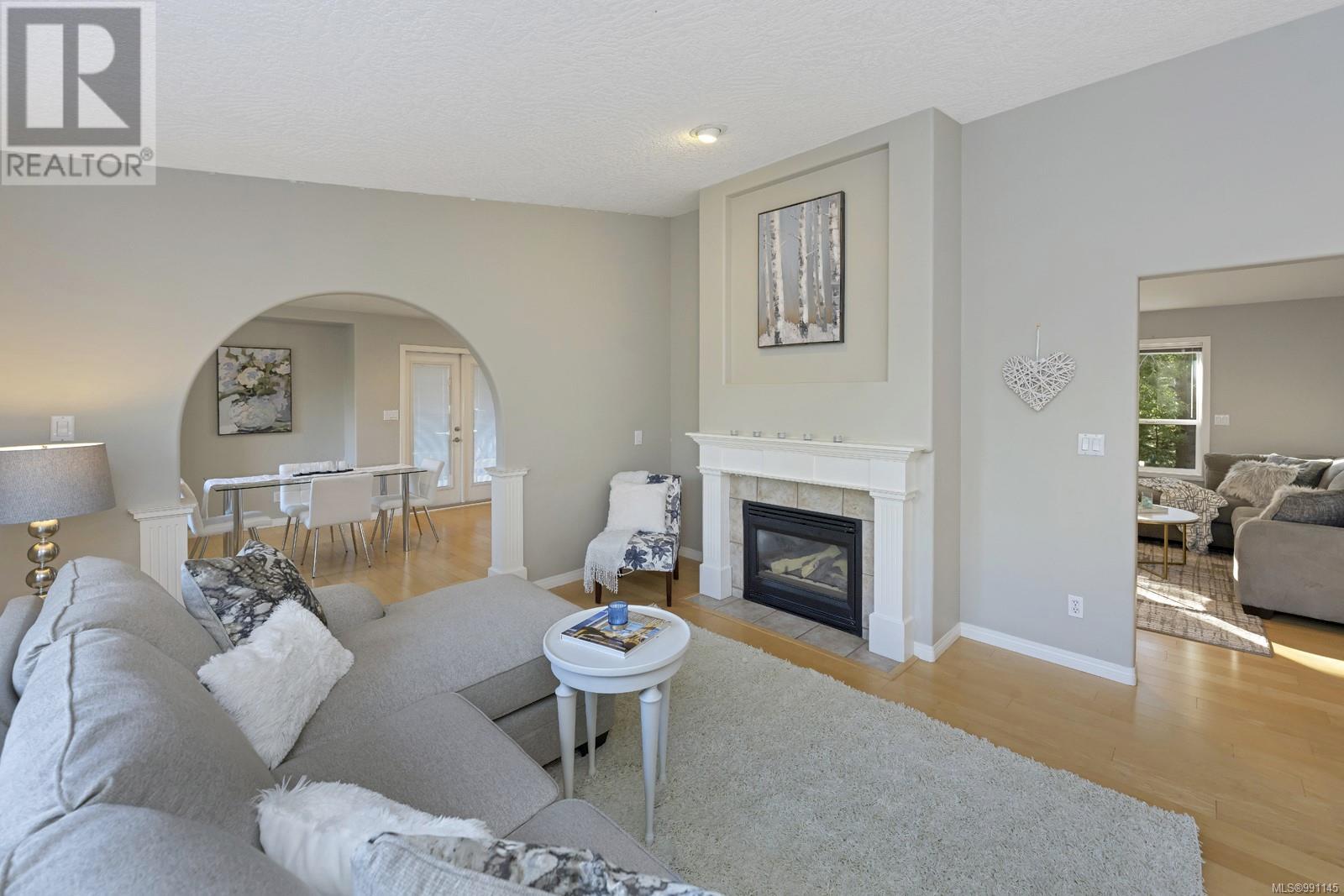 1616 Nelles Pl, Saanich, British Columbia  V8N 6L7 - Photo 10 - 991145