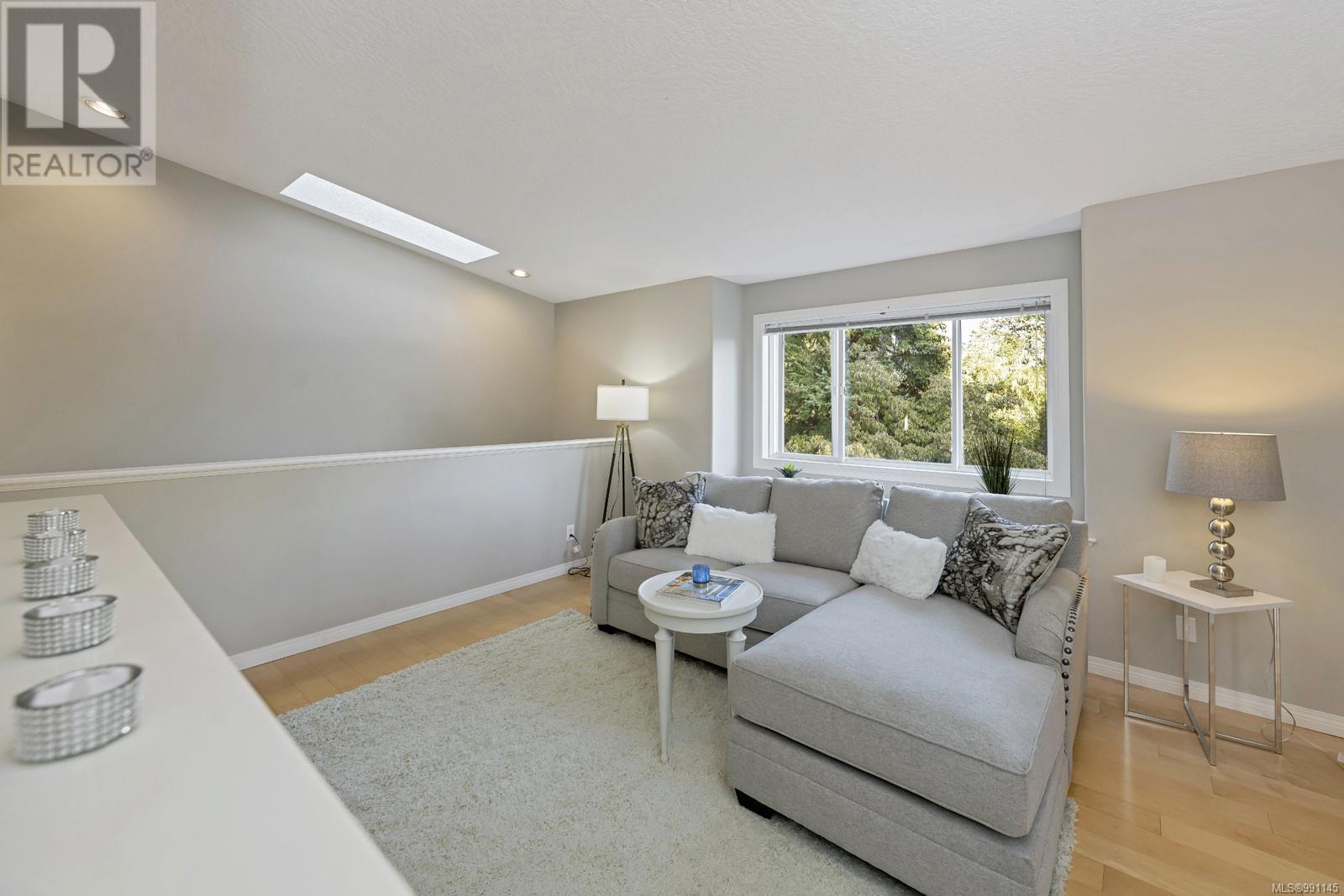 1616 Nelles Pl, Saanich, British Columbia  V8N 6L7 - Photo 17 - 991145