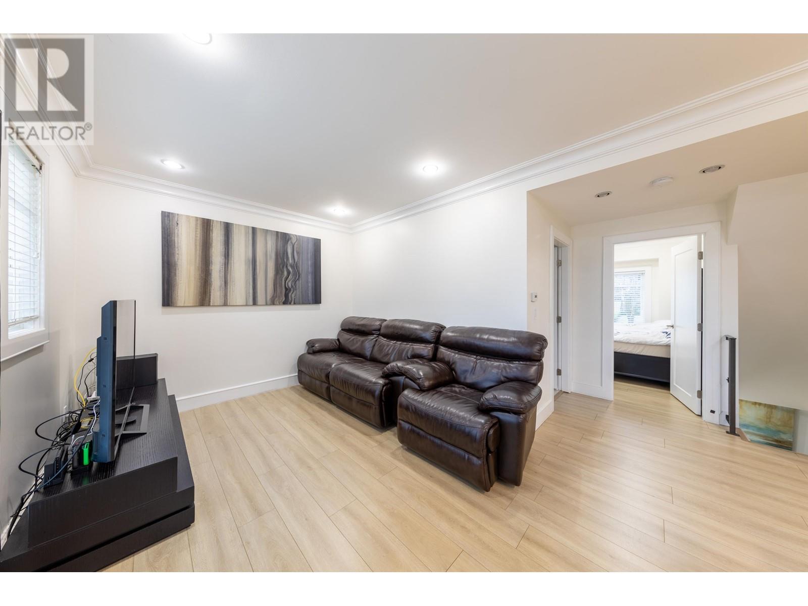 3389 W 21st Avenue, Vancouver, British Columbia  V6S 1G8 - Photo 9 - R2973601